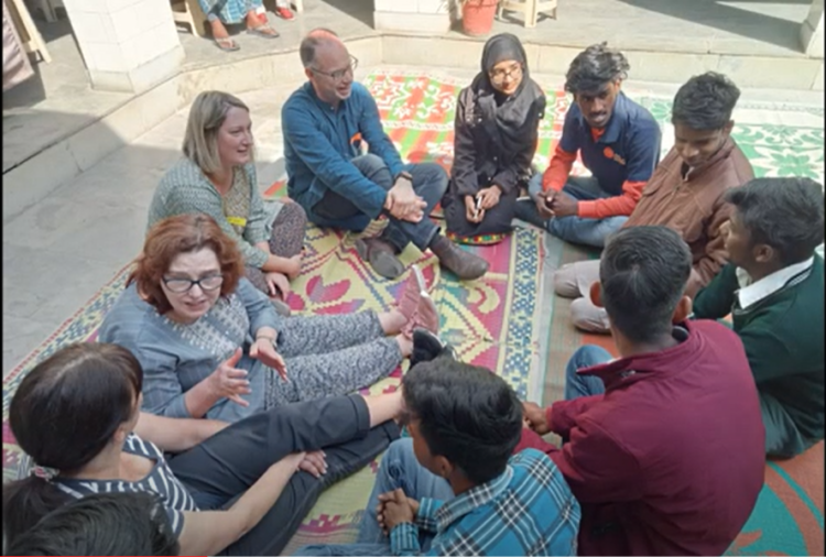 St Stephen’s team visits at Asha Seelampur Slum Community.